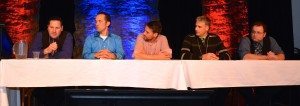 Alcide Boisvert, Christian Leduc, Simon Dufour, Luc Des Côteaux et Jérôme Carrier lors du panel.
