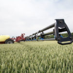Pulvérisateurs munis de rampes de fibre de carbone