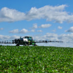 Légère baisse des pesticides dans le milieu agricole en 2023