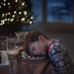 La publicité dévoilée le 31 décembre était la 3e capsule mettant en vedette la même sympathique famille.