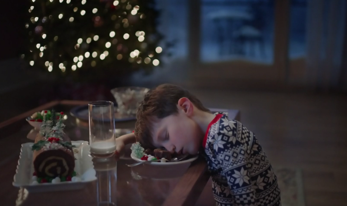 La publicité dévoilée le 31 décembre était la 3e capsule mettant en vedette la même sympathique famille.