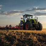 Gamme de tracteurs Axion 900 de Claas.