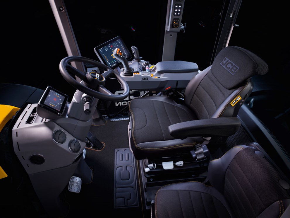 JCB Fastrac iCON