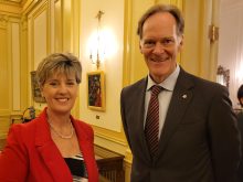 Marie-Claude Bibeau et l'envoyé spécial du Canada, Ian Mckay