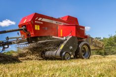 Presse Hesston de Massey Ferguson