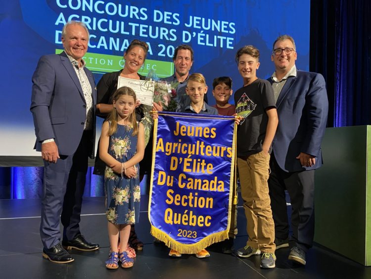 Ferme Réso, Jeunes agriculteurs d'élite, Sophie Brodeur, Rémi Taillon
