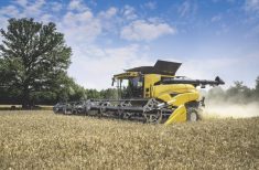 Moissonneuse-batteuse CR de New Holland