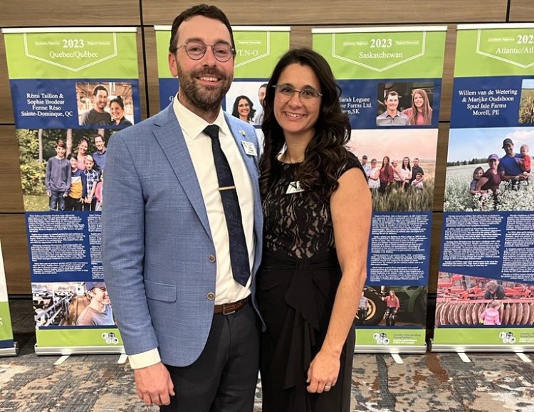 Greg et Sarah Stamp de Enchant de l’entreprise Stamp Seeds en Alberta