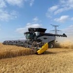 Moissonneuse-batteuse CR à double rotor axial de New Holland