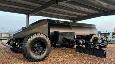 Pulvérisateur autonome entièrement électrique de Guss Automation