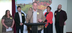 Le président de l'UPA, Martin Caron, lors de la présentation des chiffres sur la situation financière des agriculteurs.