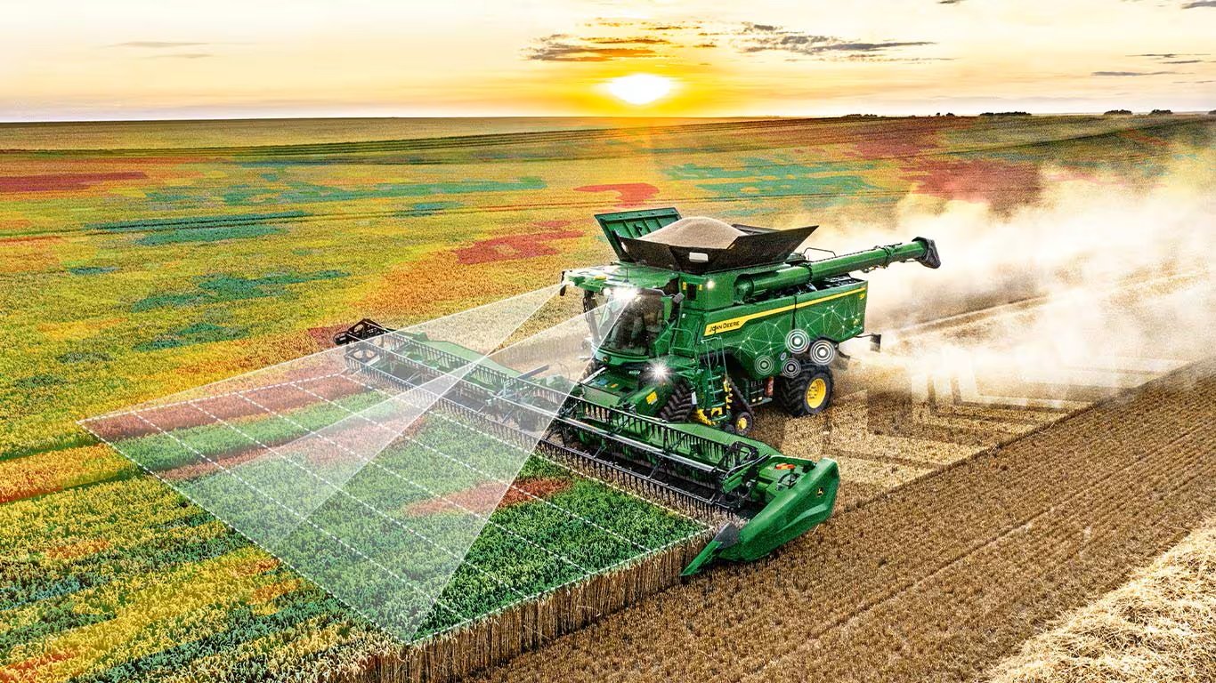Figure 2: Les batteuse de la série S7 de John Deere utilisent entre autres des caméras pour capter des données.