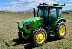 Tracteur 5075E de John Deere