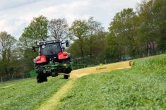 Faucheuse EasyCut R 450 de Krone
