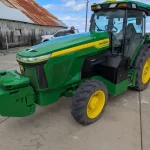 Tracteur électrique John Deere.