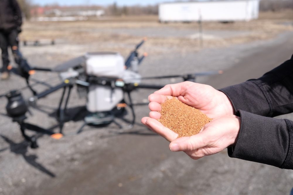 Semis au drone le 2 avril 2025.