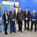Chantale Soucy, députée de Saint-Hyacinthe; André Lamontagne, ministre de l'Agriculture, des Pêcheries et de l'Alimentation du Québec; Daniel Jutras, recteur de l'Université de Montréal; David Francoz, doyen de la Faculté de médecine vétérinaire; et André Beauregard, maire de Saint-Hyacinthe.