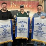 Les propriétaires de Blondin Sires, Nicolas Lalande, Dann Brady et Simon Lalande étaient fiers des trois bannières remportées lors du World Dairy Expo 2025.