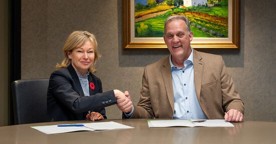 Claudine Bouchard, présidente-directrice générale d’Hydro-Québec et Martin Caron, président de l'UPA.