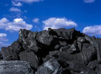 Le biochar permet d'amender les sols.