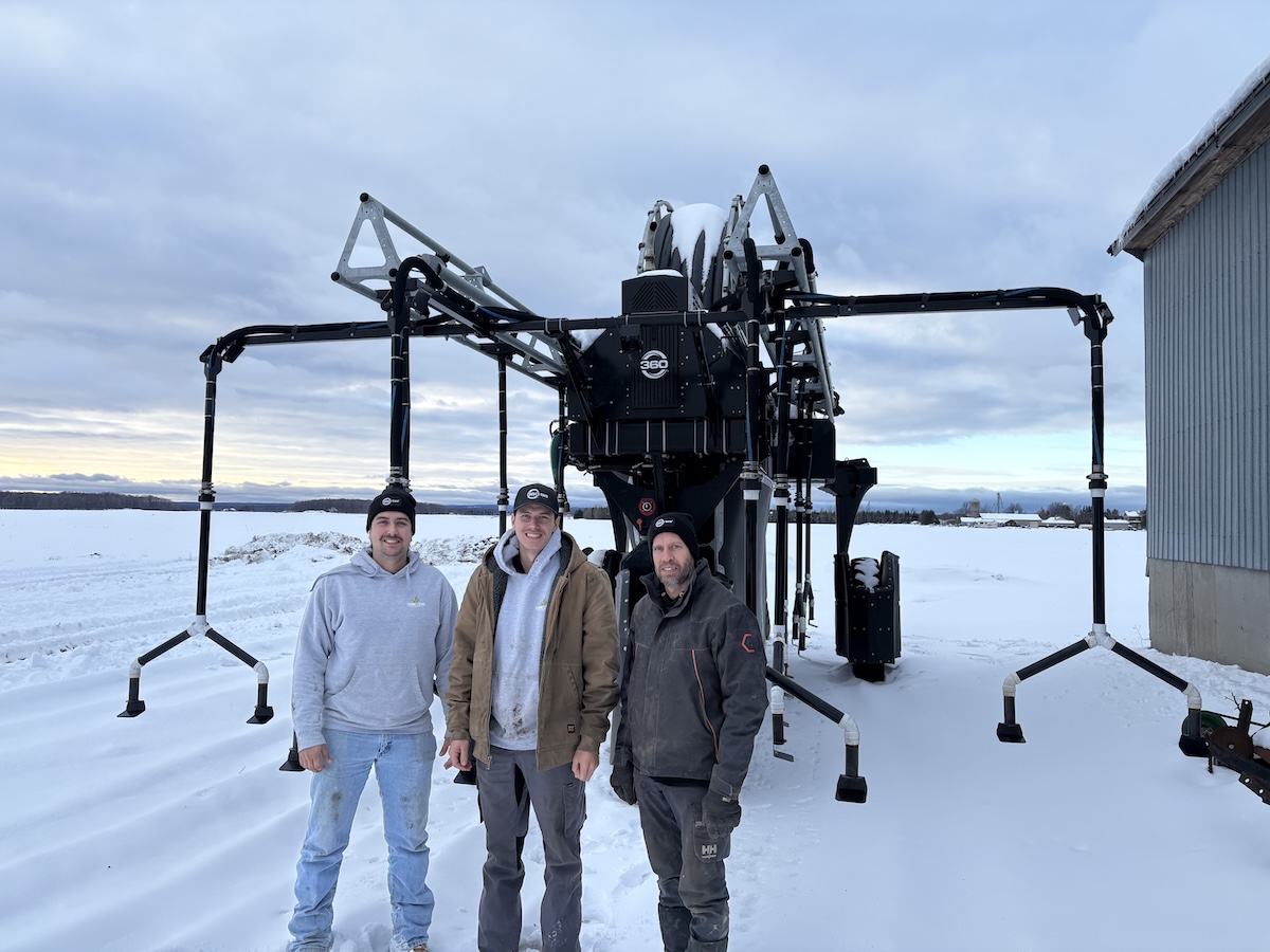 Famille Lépine avec le robot 360 Rain