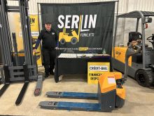 Serge Poulin a fond&eacute; l'entreprise SERLIN &agrave; Saint-Hyacinthe qui se sp&eacute;cialiste en chariots &eacute;l&eacute;vateurs et gerbeurs.