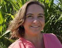 Lora Bender, passionn&eacute;e de l'industrie laiti&egrave;re, de ses gens et de ses vaches. 